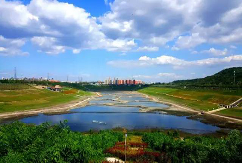 砂石坑绿色修复案例—北京西郊砂石坑蓄洪工程